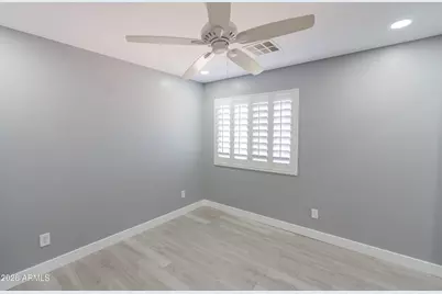 12038 W Leather Lane, Peoria, AZ 85383 - Photo 21