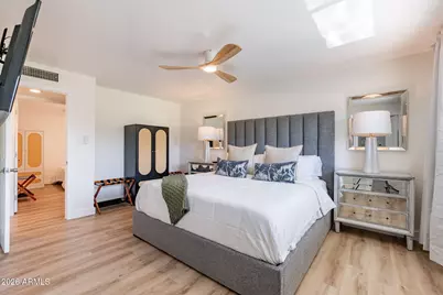 8437 E Keim Drive, Scottsdale, AZ 85250 - Photo 23