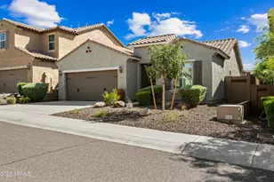 1813 W Straight Arrow Ln, Phoenix, AZ 85085 - Photo 1