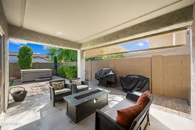 1813 W Straight Arrow Lane, Phoenix, AZ 85085 - Photo 21