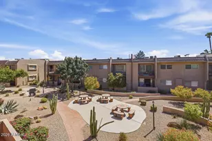 7430 E Chaparral Rd, Scottsdale, AZ 85250 - Photo 25