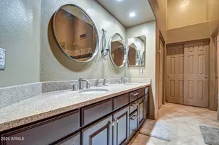 1676 E Glenhaven Dr, Phoenix, AZ 85048 - Photo 23