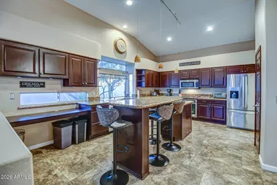 1676 E Glenhaven Drive, Phoenix, AZ 85048 - Photo 11
