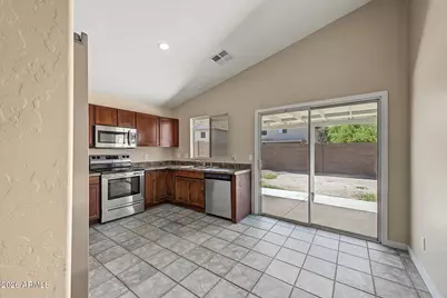 12737 W Laurel Lane, El Mirage, AZ 85335 - Photo 9