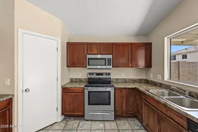 12737 W Laurel Lane, El Mirage, AZ 85335 - Photo 15