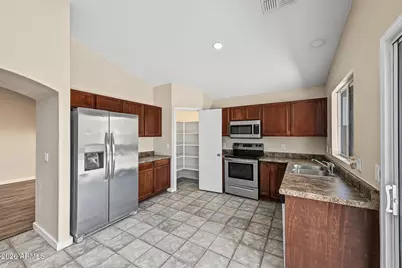 12737 W Laurel Lane, El Mirage, AZ 85335 - Photo 13