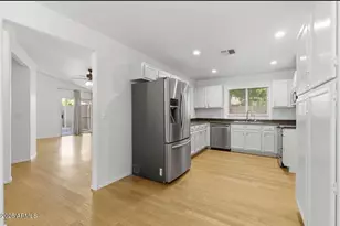 3622 W Marco Polo Rd, Glendale, AZ 85308 - Photo 9