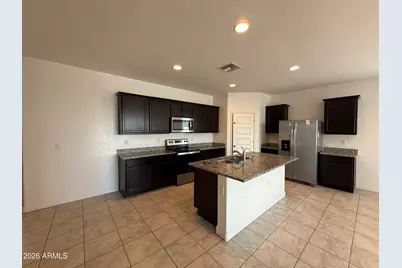 2425 W Seaver Avenue, Apache Junction, AZ 85120 - Photo 9