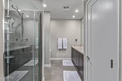 2825 N 42nd Street #7, Phoenix, AZ 85008 - Photo 19