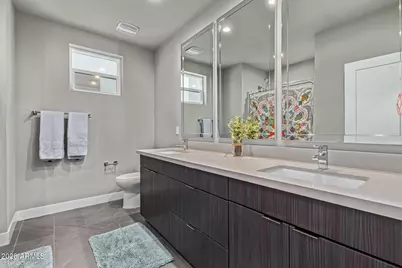 2825 N 42nd Street #7, Phoenix, AZ 85008 - Photo 25