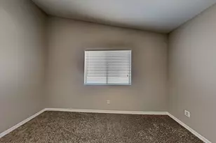 11218 W Mariposa Dr, Phoenix, AZ 85037 - Photo 11