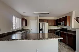 11218 W Mariposa Dr, Phoenix, AZ 85037 - Photo 5