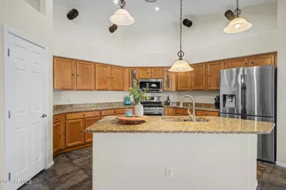 2050 S Portland Avenue, Gilbert, AZ 85295 - Photo 15