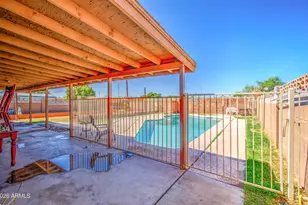 4738 N 40th Dr, Phoenix, AZ 85019 - Photo 37