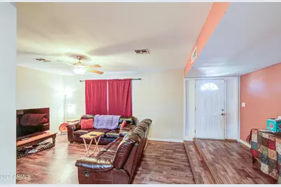 4738 N 40th Drive, Phoenix, AZ 85019 - Photo 11