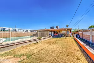 4738 N 40th Dr, Phoenix, AZ 85019 - Photo 39
