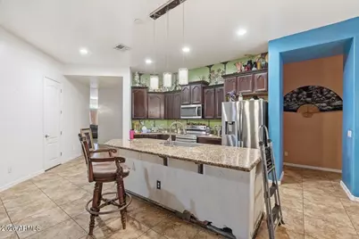 18026 W Sells Drive, Goodyear, AZ 85395 - Photo 7