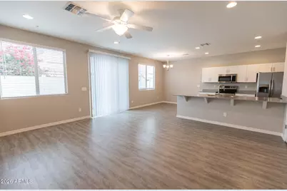 2950 N 38th Street #2, Phoenix, AZ 85018 - Photo 3