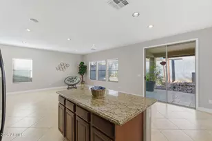 17086 N 184th Dr, Surprise, AZ 85374 - Photo 11