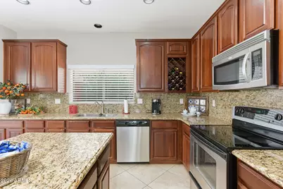 17086 N 184th Drive, Surprise, AZ 85374 - Photo 9