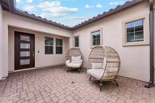 2015 E Villa Linda Dr, Phoenix, AZ 85024 - Photo 7