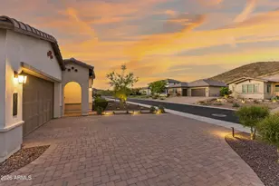 2015 E Villa Linda Dr, Phoenix, AZ 85024 - Photo 3
