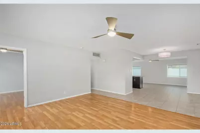 2608 E Highland Avenue, Phoenix, AZ 85016 - Photo 3