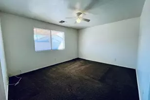 8601 W Sanna St, Peoria, AZ 85345 - Photo 13