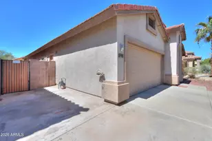 13944 N 158th Ln, Surprise, AZ 85379 - Photo 5