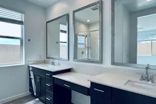 1659 W Paseo Way, Phoenix, AZ 85041 - Photo 15