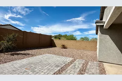 1659 W Paseo Way, Phoenix, AZ 85041 - Photo 19