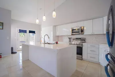 4613 E Desert Cactus Street, Phoenix, AZ 85032 - Photo 15