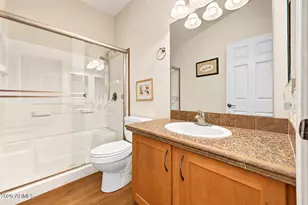 201 S Greenfield Rd, Mesa, AZ 85206 - Photo 9