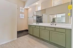 2224 E Fawn Dr, Phoenix, AZ 85042 - Photo 25