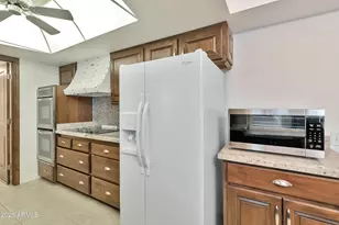 9956 W Willow Point, Sun City, AZ 85351 - Photo 5