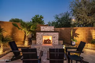 2939 E Crest Ln, Phoenix, AZ 85050 - Photo 51