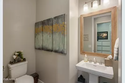 2939 E Crest Lane, Phoenix, AZ 85050 - Photo 35