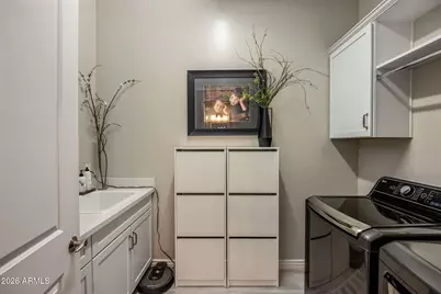 2939 E Crest Lane, Phoenix, AZ 85050 - Photo 37