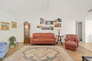 6644 N Majorca Ln E, Phoenix, AZ 85016 - Photo 13