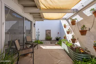 6644 N Majorca Ln E, Phoenix, AZ 85016 - Photo 39