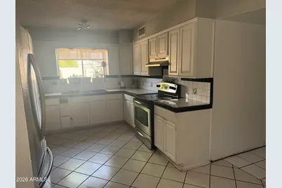 5614 W Monte Vista Road, Phoenix, AZ 85035 - Photo 5
