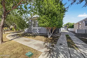 1319 S Claiborne Ave, Gilbert, AZ 85296 - Photo 3