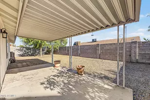 7633 W Wolf St, Phoenix, AZ 85033 - Photo 29