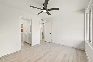 7633 W Wolf St, Phoenix, AZ 85033 - Photo 23