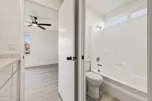 7633 W Wolf St, Phoenix, AZ 85033 - Photo 21
