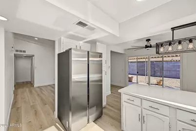7633 W Wolf Street, Phoenix, AZ 85033 - Photo 15