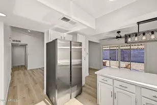 7633 W Wolf St, Phoenix, AZ 85033 - Photo 15
