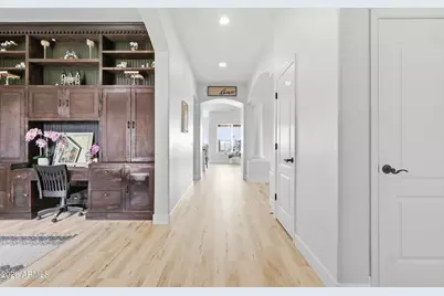 12260 W Lone Tree Trail, Peoria, AZ 85383 - Photo 9
