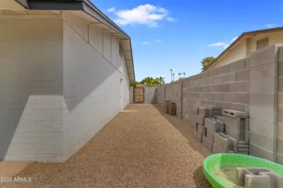 1759 W Nido Avenue, Mesa, AZ 85202 - Photo 39