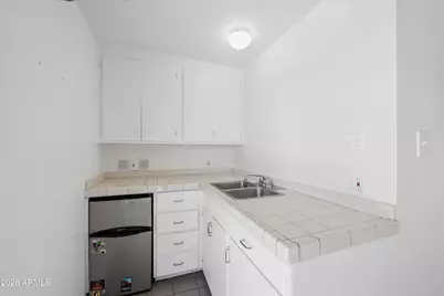 2107 W Minnezona Avenue, Phoenix, AZ 85015 - Photo 27